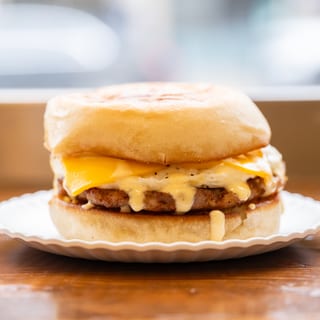 Igglish Muffin Eggie
